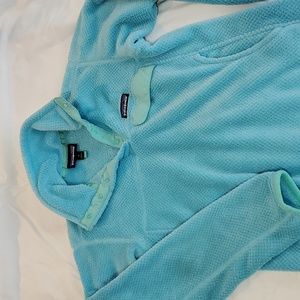 Patagonia Women's snap up pullover, size S,